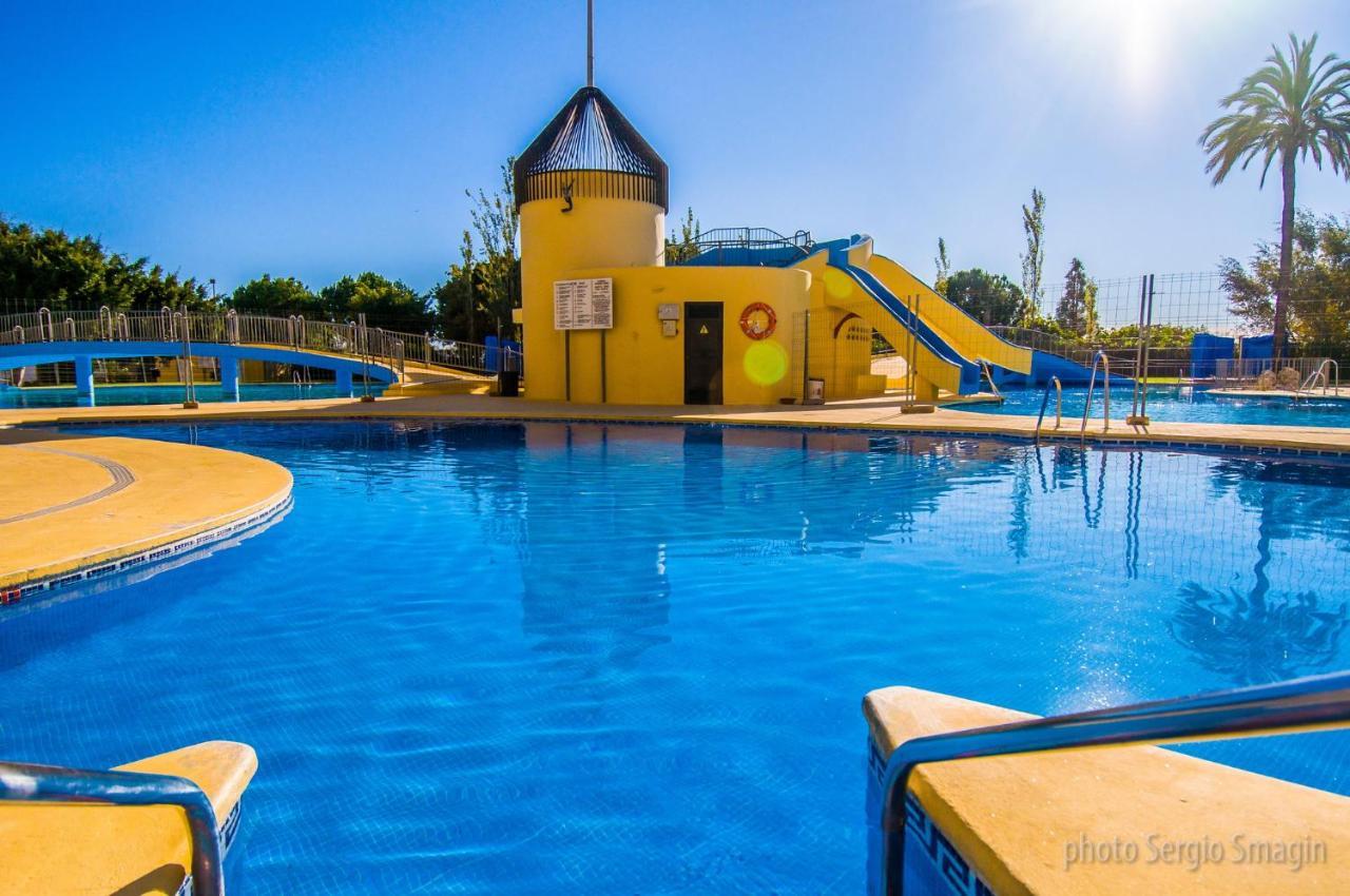 706 Minerva Apartamentos - Vista Al Mar Y La Piscina - Piscina Y Playa بينالماذينا المظهر الخارجي الصورة