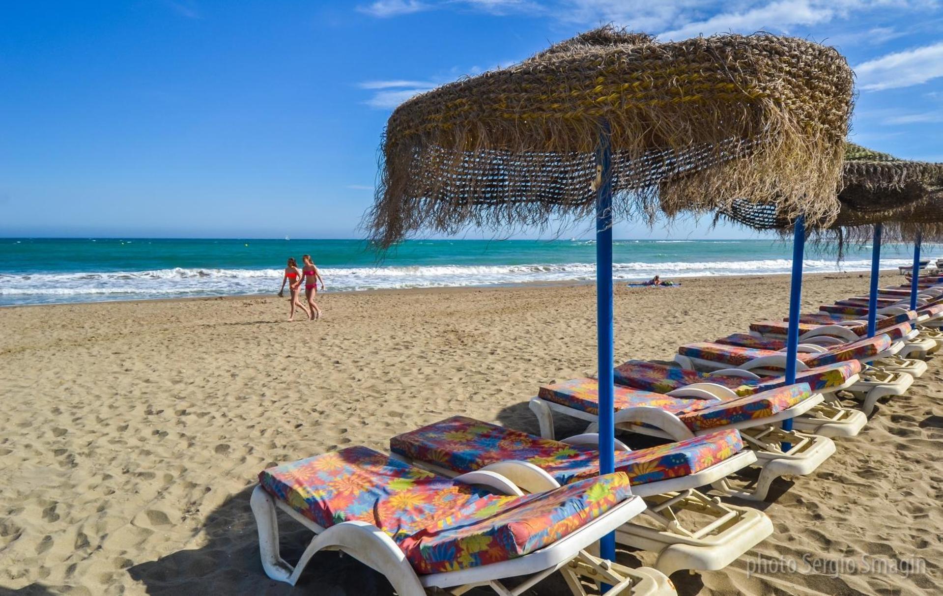 706 Minerva Apartamentos - Vista Al Mar Y La Piscina - Piscina Y Playa بينالماذينا المظهر الخارجي الصورة